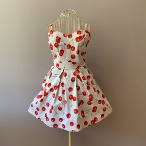 FINAL SALE ❣️🍒 Adorable Vtg dress